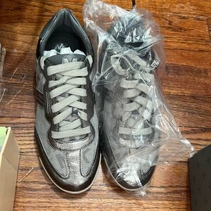 MK Trainer Gun Metal sneakers